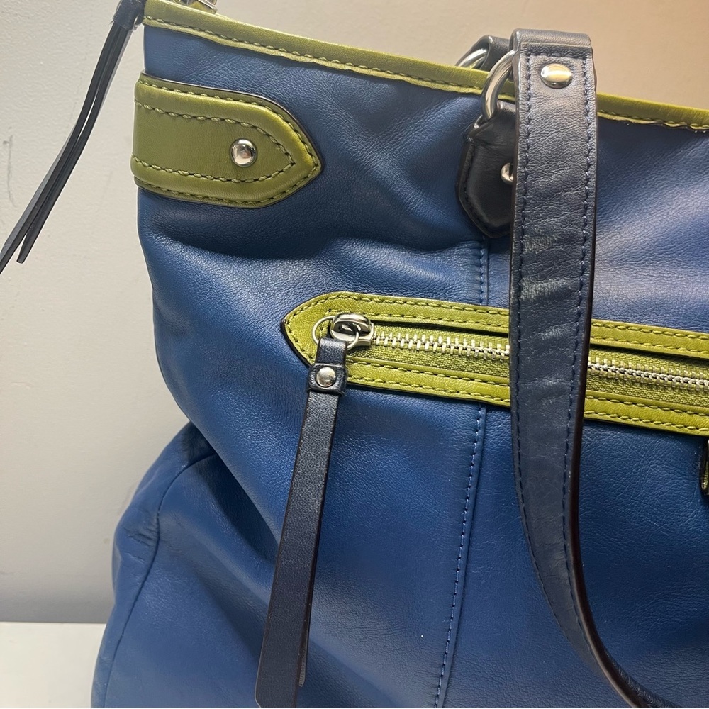 RARE Coach Daisy Spectator Emma Leather Tote in Moonlight Blue With Green Trim - Picture 3 of 14
